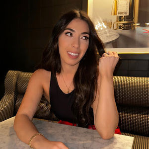 Meet your Posher, Veronica